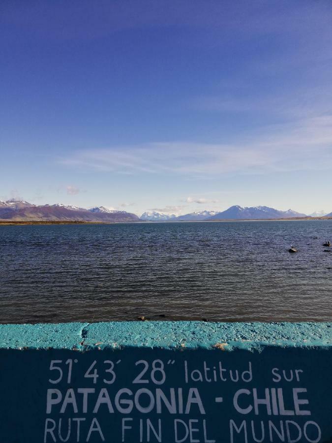 Hostal La Base Puerto Natales Buitenkant foto