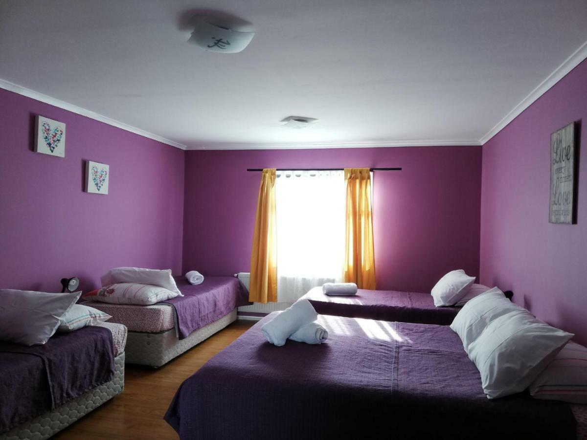 Hostal La Base Puerto Natales Buitenkant foto